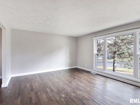 2nd image of 6505 N Imperial Dr