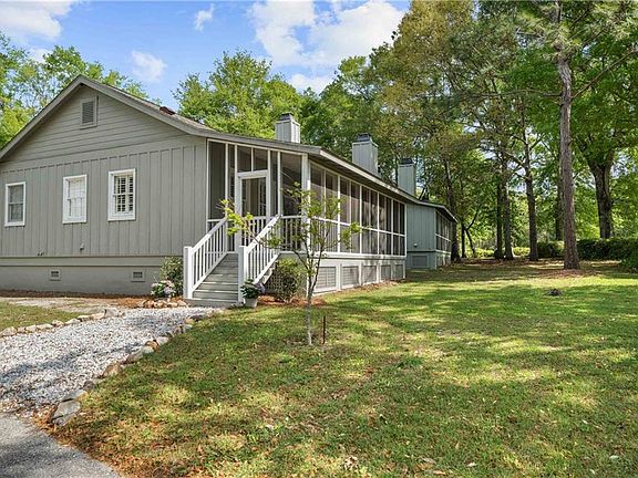 3rd image of 17322 Cabin Rd