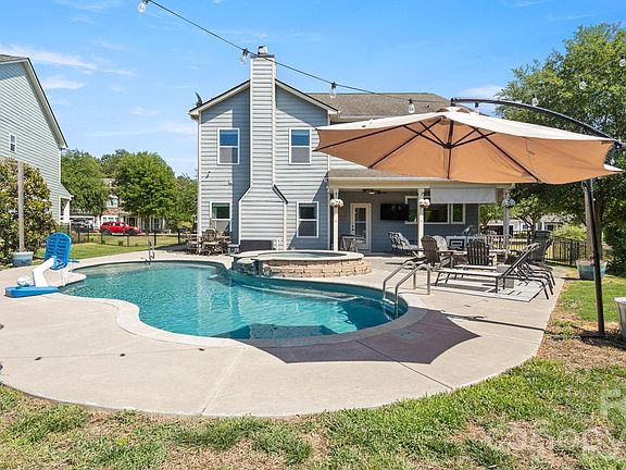 5th image of 3655 Jacinta Ct