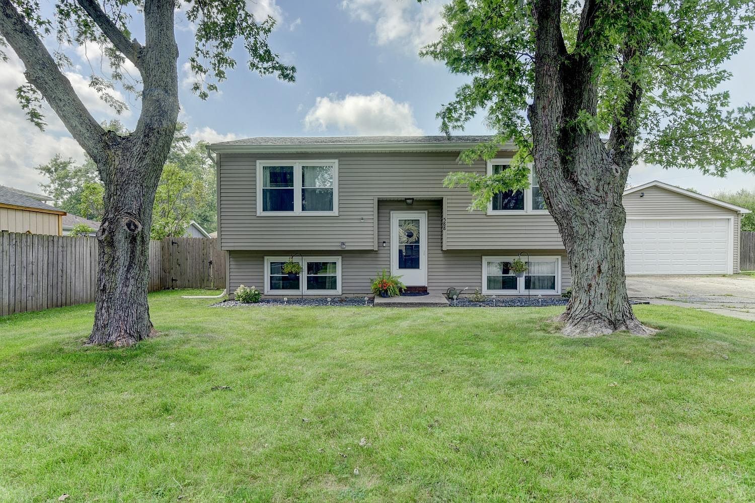 588 Driftwood Ct, Lowell, IN 46356 MLS 537202 Zillow