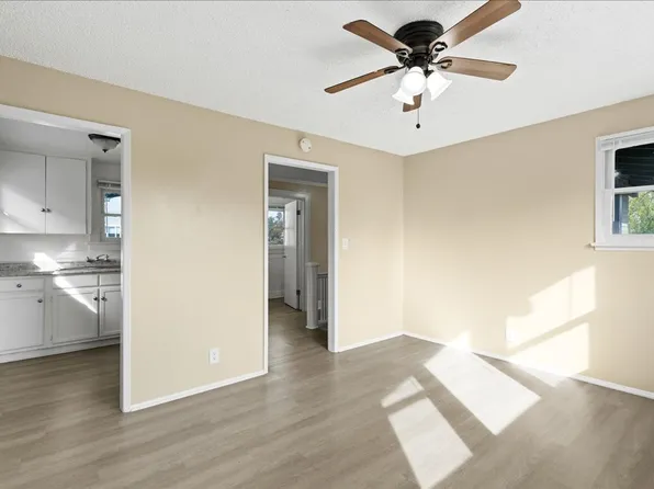 301 W 14th St #1/2, Long Beach, CA 90813