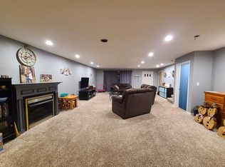14 Tucker Ln, Fulton, MO 65251