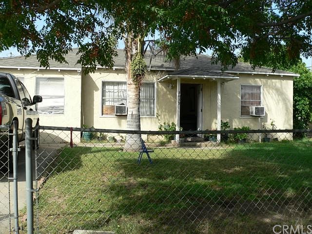 1st image of 3039 Gardena St