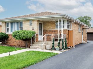 3521 Sarah St, Franklin Park, IL 60131