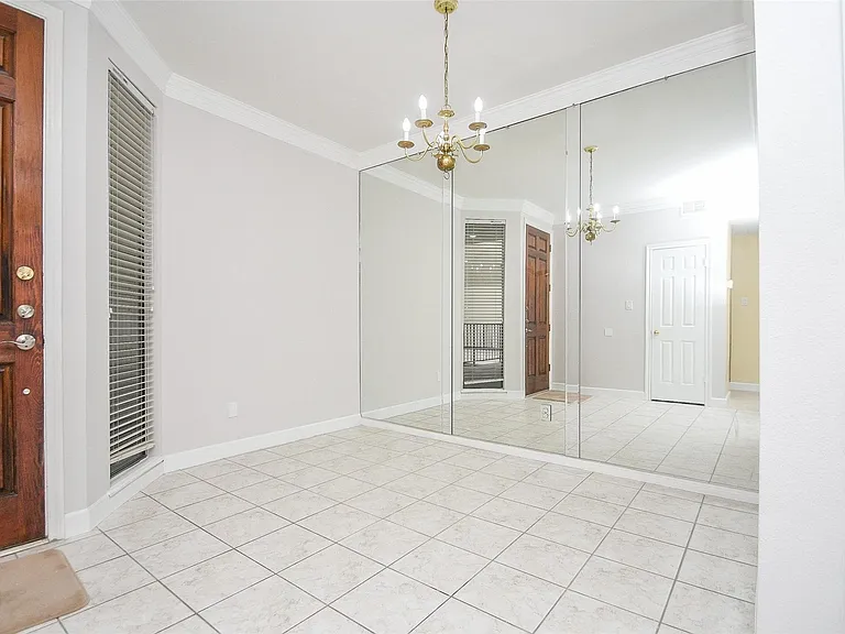 5200 Weslayan St #311 — Photo 4