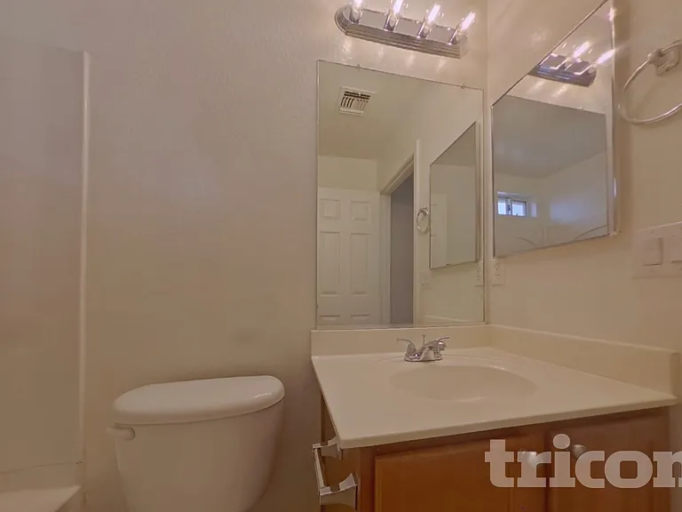 22371 W Solano Dr — Photo 9