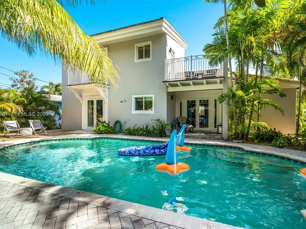 517 NE 2nd Pl, Dania, FL 33004