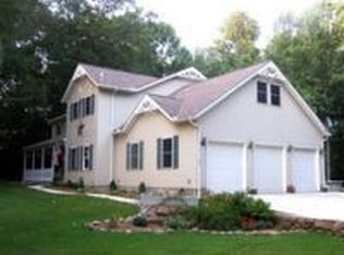 12451 Friendsville Rd, Burbank, OH 44214