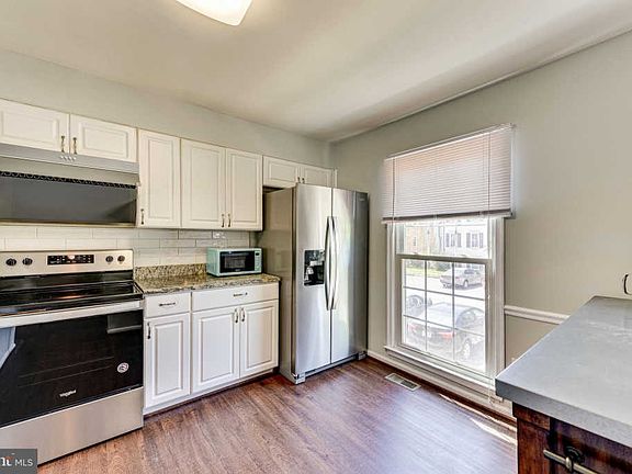 5th image of 2755 Stone Hollow Dr