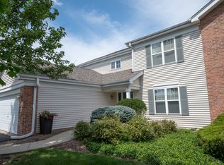 604 Park Dr, Waterford, WI 53185