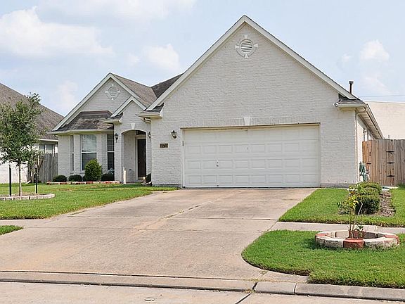 3rd image of 13715 Eldridge Valley Dr