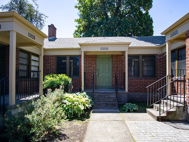 1952 NW Lovejoy St #3 — Photo 16