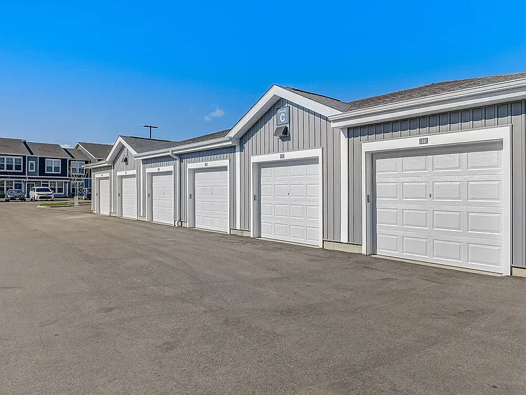Authentix Cottage Grove — Photo 33