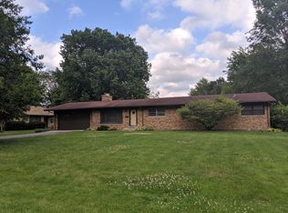 245 Elm Ct, Northbrook, IL