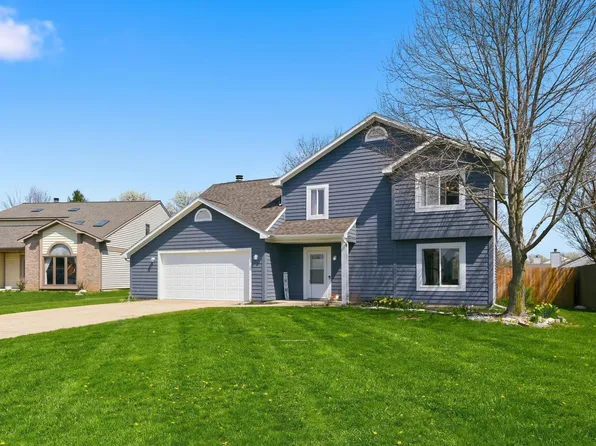 11212 Crested Oak Ct, Fort Wayne, IN 46845