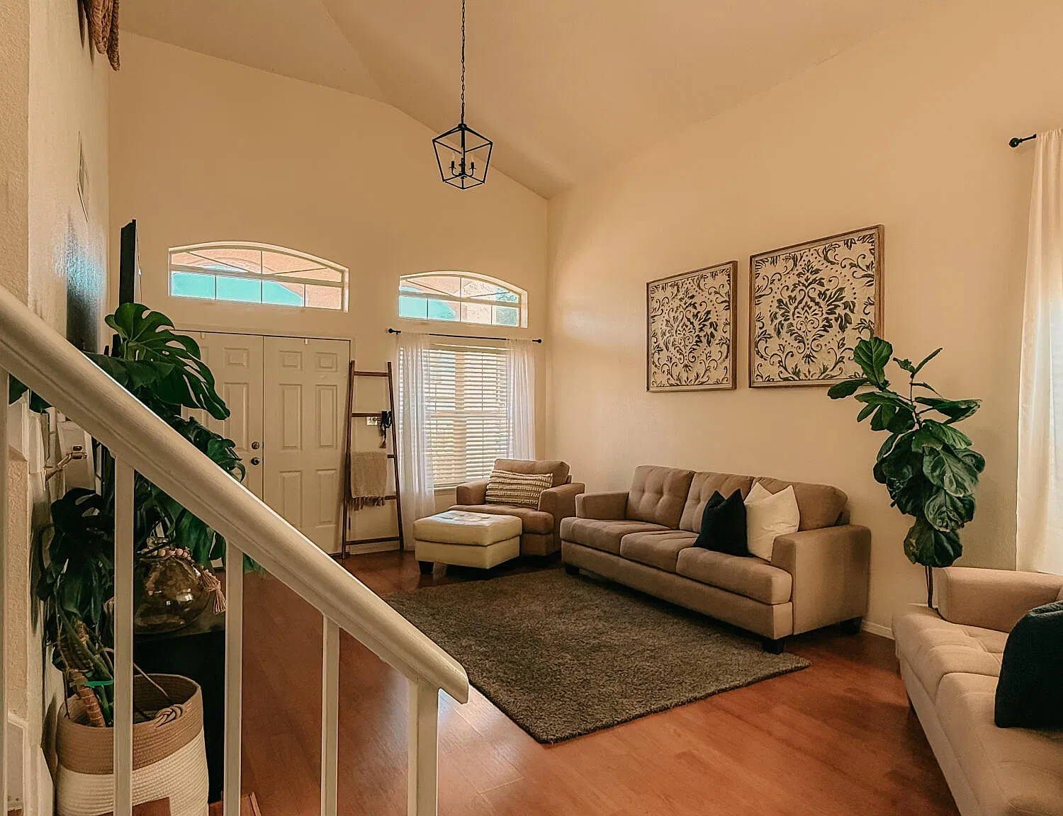 3 bed, 2.5 bath, 1653 sqft, $1,800 — Photo 3