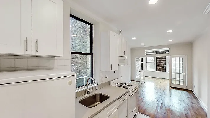 Rented by Brown Harris Stevens | media 2