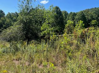 Hamilton Rdg, Alderson, WV 24910