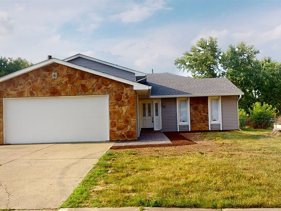 1st image of 2444 Resor Rd