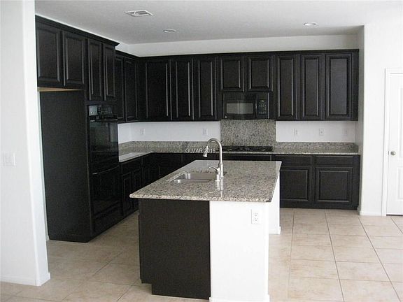 3rd image of 10209 Wolfeboro Ave #0