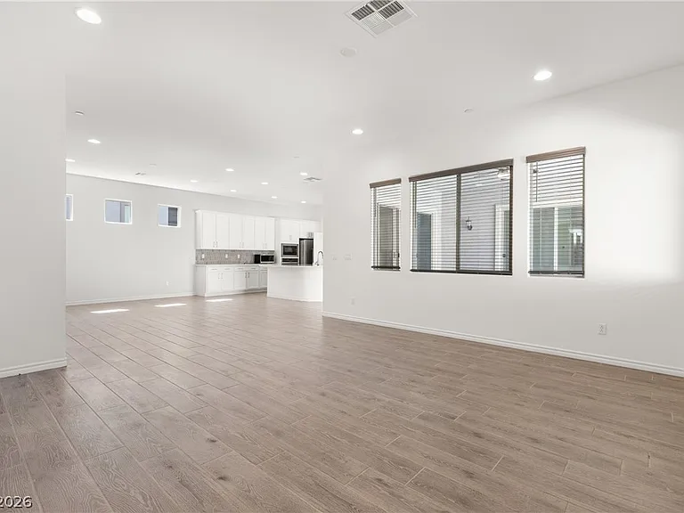 661 Assurance Pl — Photo 2