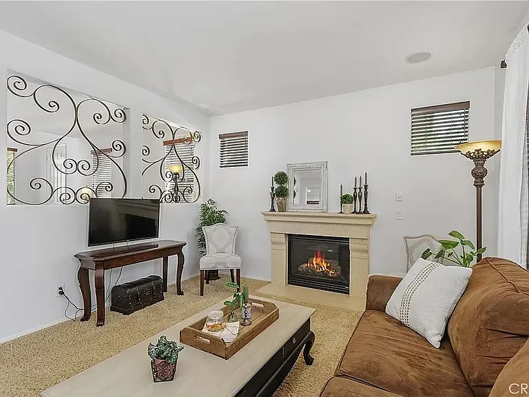 35839 Crickhowell Ave — Photo 3