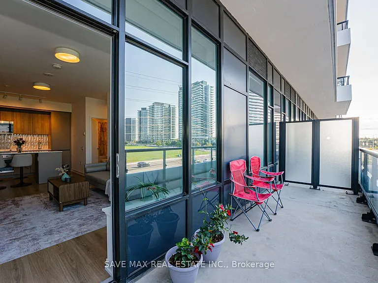 2485 Eglinton Ave W #402 — Photo 31