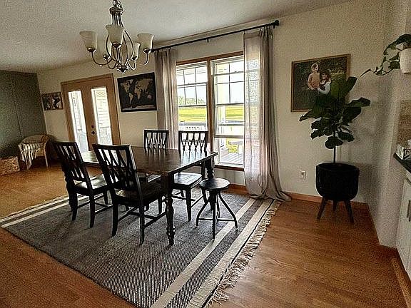 5th image of 5094 Knight Rd