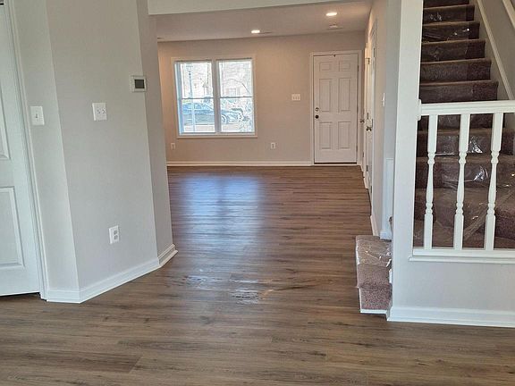 5th image of 45718 Military Ln