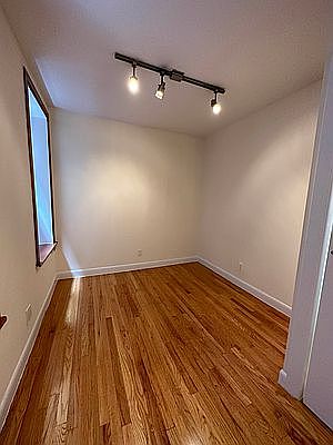 5th image of 198 Elizabeth St APT 11