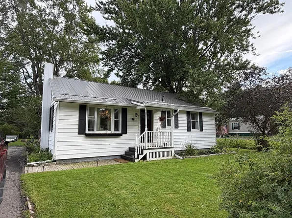 61 Hough Rd, Massena, NY 13662