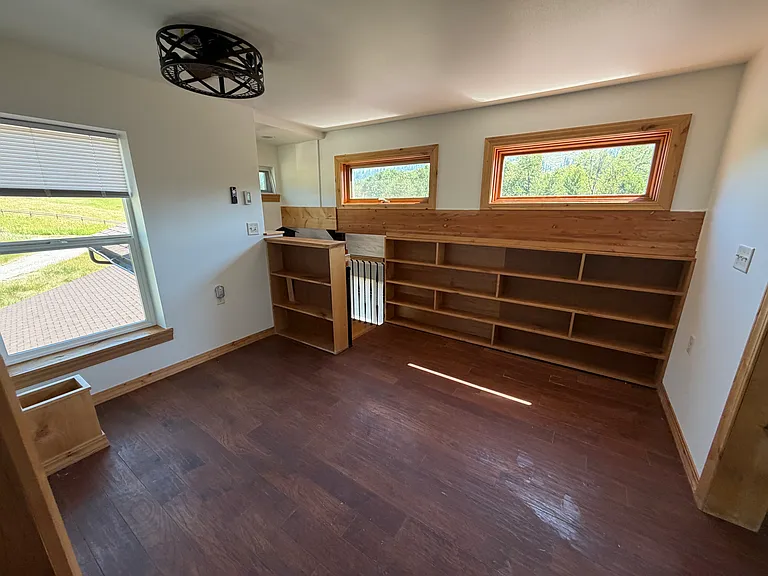 14695 Spring Hill Rd — Photo 8