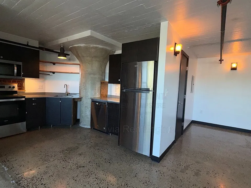 710 Main St #2-A
