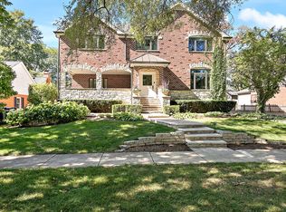 3922 Ellington Ave, Western Springs, IL 60558