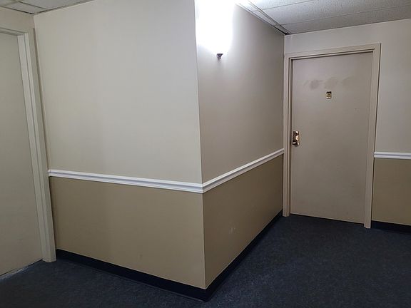 4th image of 972 Thornton Ln APT 101