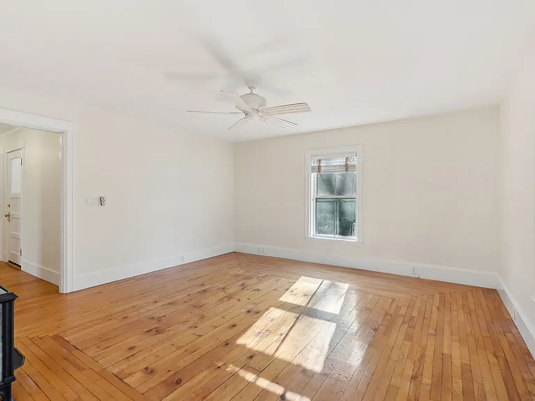 2 Cottage Ln #2 — Photo 21