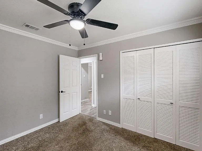 3264 Northaven Rd — Photo 20