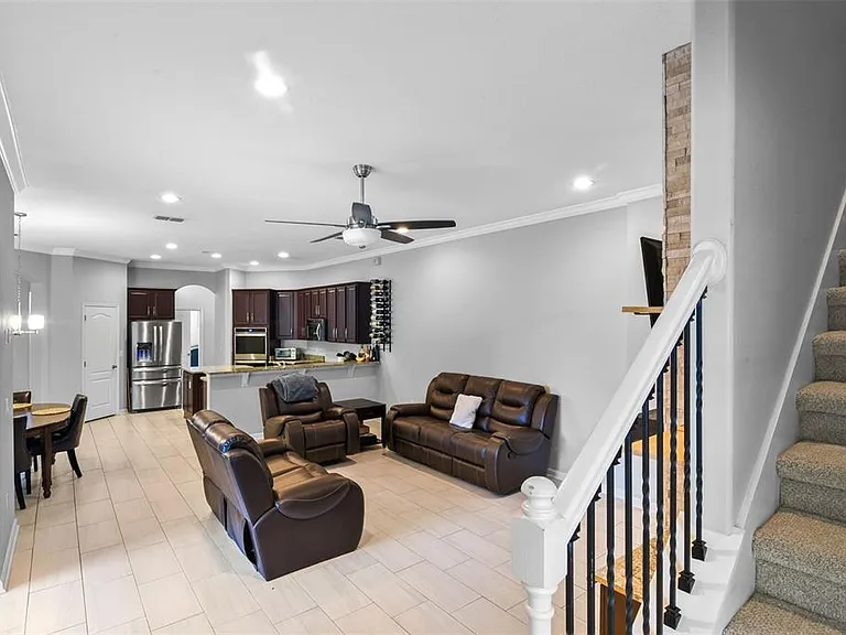 410 Sauvignon Way — Photo 18
