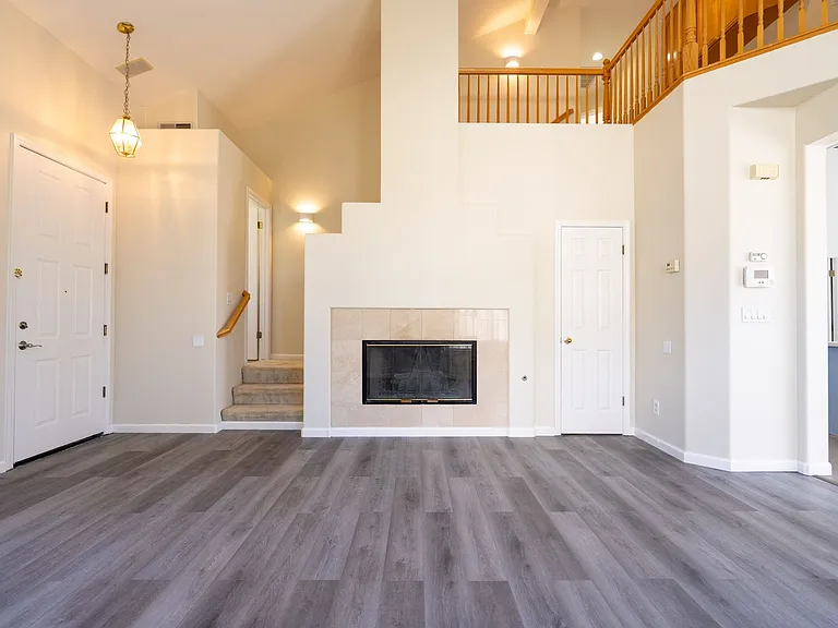 1109 Camellia Ct — Photo 9