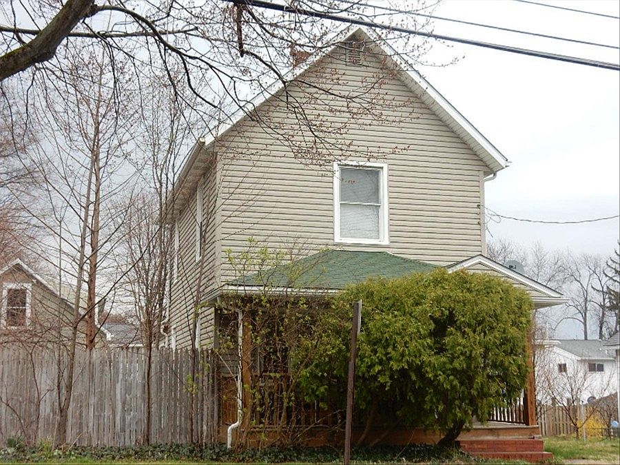 1st image of 439 Cuyahoga St