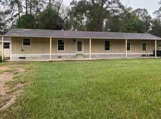 9283 Largent Rd, Hull, TX 77564