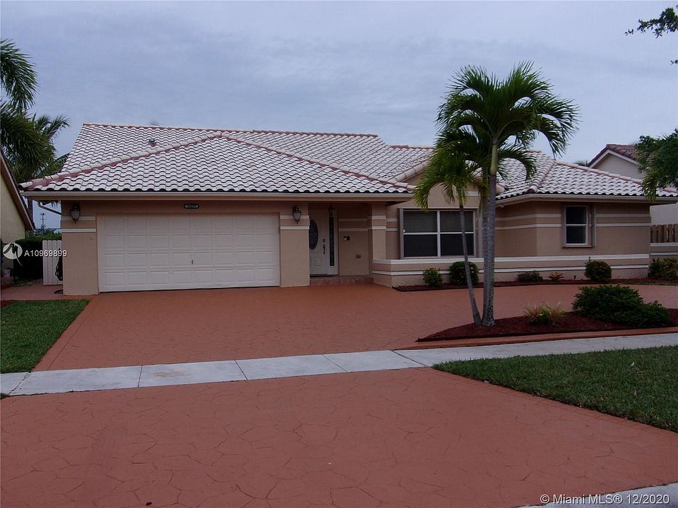 2nd image of 16277 NW 13th St
