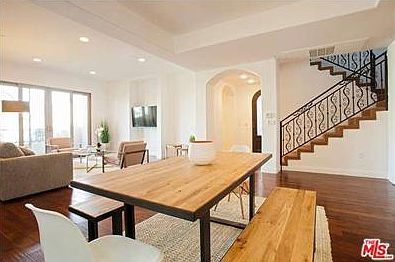 4th image of 1835 S Barrington Ave APT 104