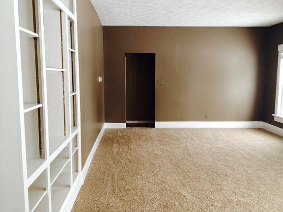 5th image of 312 W Plum St