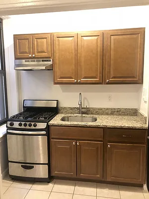 Rented by Silverstreet RE LLC | media 7