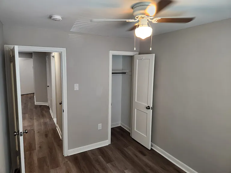 611 Glenview St #2 — Photo 14
