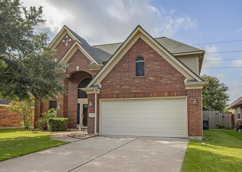 1st image of 18523 Sandelford Dr