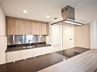 1000 Brickell Plz #4910, Miami, FL 33131