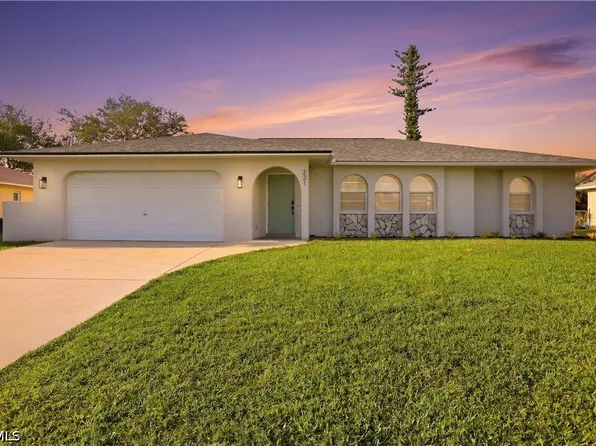 221 SW 13th Ter, Cape Coral, FL 33991