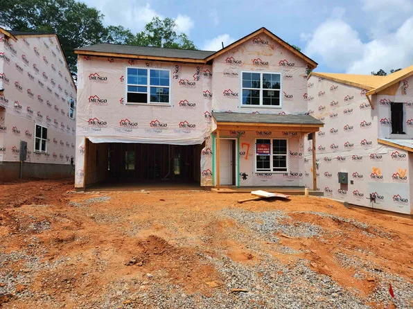 329 Carramore Dr, Inman, SC 29349